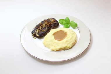 lezzetli karaciğer ve püre