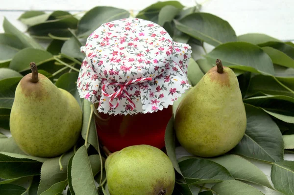 pear jelly and three pears