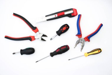 Beyaz arka planda DIY araçları 