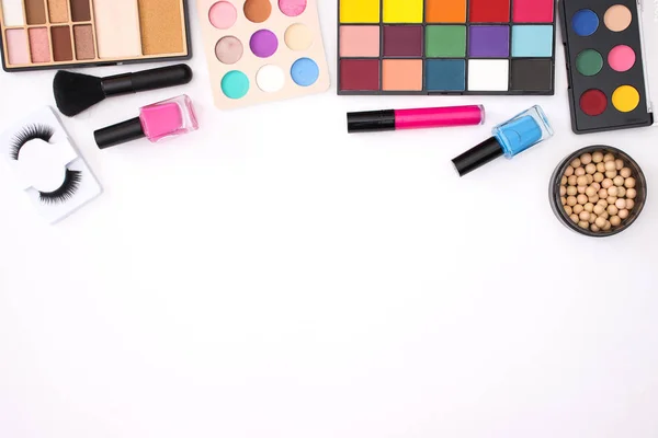 Maquillaje Belleza Productos Cosméticos Sobre Fondo Blanco — Foto de Stock