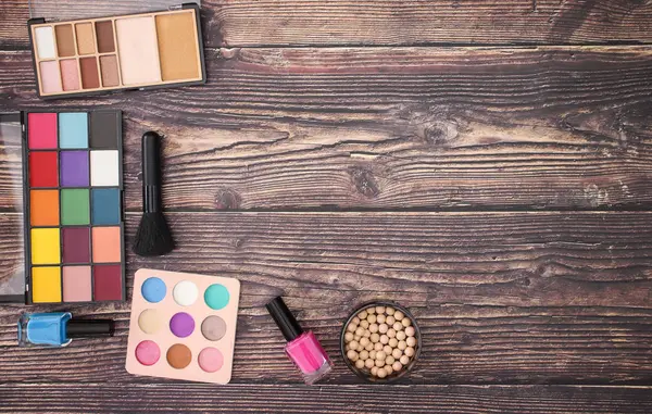 Cosméticos Mujer Productos Maquillaje Mesa Madera — Foto de Stock