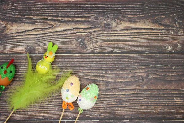 Decorazione Pasquale Sul Tavolo Legno — Foto Stock