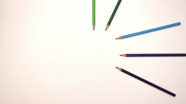 Renk kalemler ilerler - Stop Motion Animation
