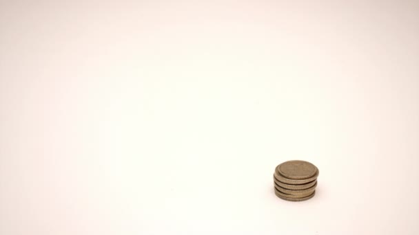 Монеты Растут Белом Фоне Stop Motion Animation Video — стоковое видео