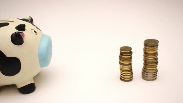 Piggy Bank Coins Disappeared White Background Stop Motion Animation Video — Stok Video