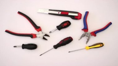 Diy Beyaz arka planda Kendiniz yapın
