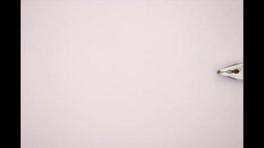 Beyaz arka planda Diy inşaat araçları - Stop motion animasyon