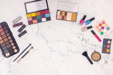 Masada kadın için makyaj ve kozmetik ürünleri 