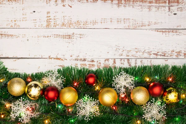 Gyönyörű Arany Piros Karácsonyi Dekoráció Karácsonyi Díszek — Stock Fotó