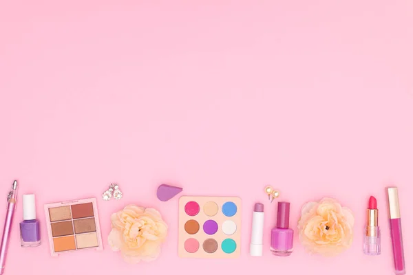 Pastel Compõem Produtos Sobre Tema Rosa — Fotografia de Stock