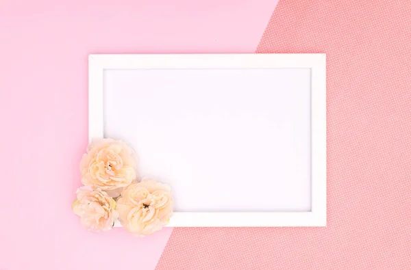 Marco Fotos Decorativo Sobre Fondo Rosa Imagen De Stock