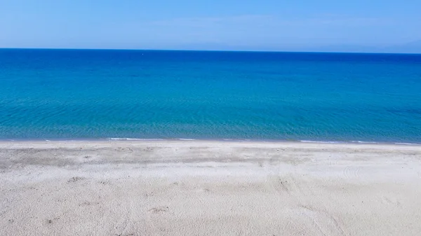 Vue Aérienne Plage Sable Tropique Vide Mer Bleue — Photo