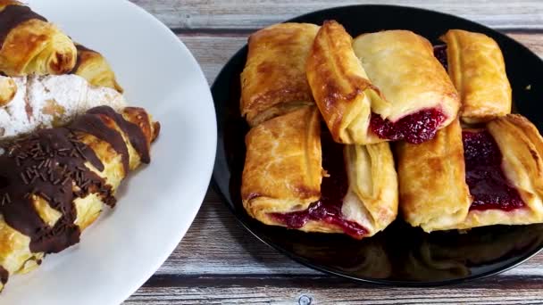 Primer Plano Pastelería Deliciosa Dulce Mesa — Vídeos de Stock