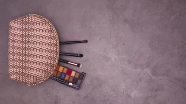 Make Beauty Products Dark Theme Kit Stop Motion — Stock Video