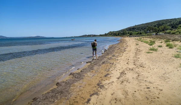 Young Man Backpack Walking Dirty Beach — Stock Photo, Image