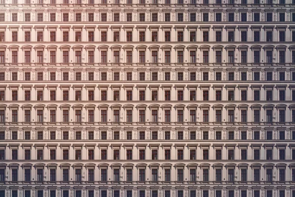 Padrão Arquitetônico Janelas Com Estuque Uma Antiga Casa Berlin — Fotografia de Stock