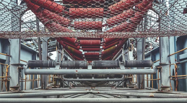 Detalhes de uma enorme ponte de transporte velho para lignite — Fotografia de Stock