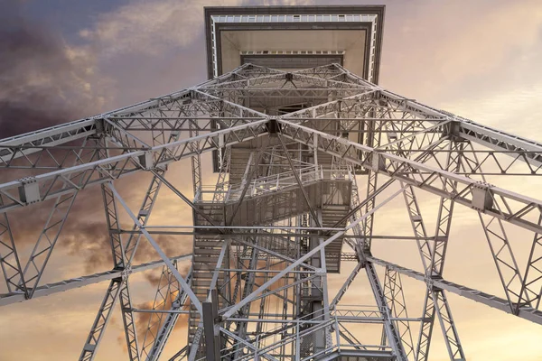 A torre de rádio de Berlim de tarde — Fotografia de Stock