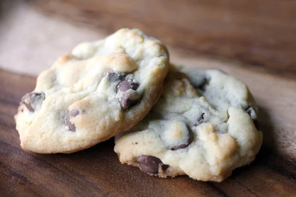 Close Fresh Home Baked Chocolate Chip Cookies Made Scratch Wood — Stock Photo, Image