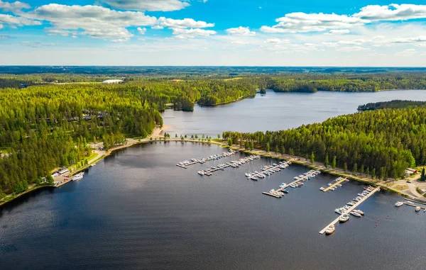 イマトラ市の湖や森の空中風景 イマトラン キルピラ スパビキニベイランマッサルミ湖 フィンランド — ストック写真
