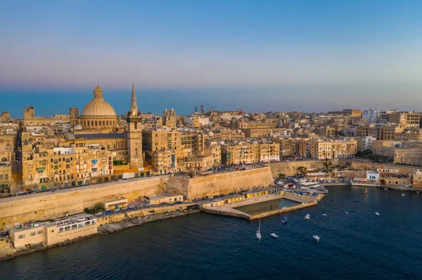 Valletta City Aerial Utsikt Över Valletta Skyline Kvällen Solnedgång Malta — Stockfoto