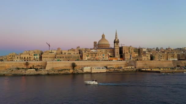 Valletta Şehrinin Havadan Görünümü Malta Akşam Alacakaranlık Gün Batımı Zamanı — Stok video