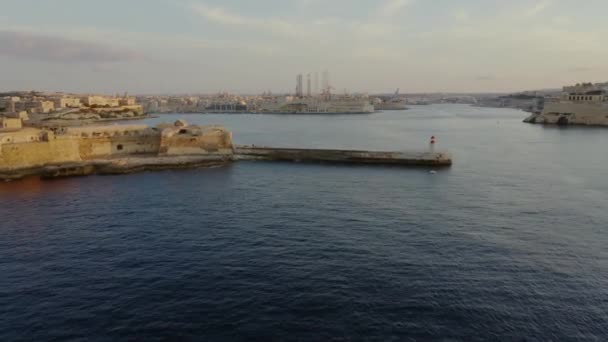 Grand Harbor Havadan Görünüşü Deniz Feneri Gün Batımı Malta Adası — Stok video