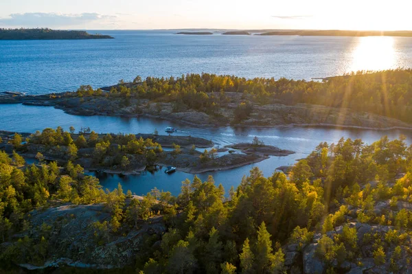 Luftaufnahme Der Ladoga Schären Sonnenuntergang Herbst Ladoga See Der Republik lizenzfreie Stockfotos