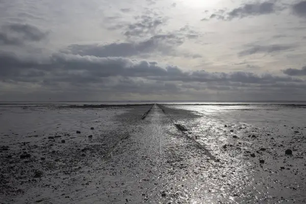 Caminho para o mar em Chalkwell, Essex, Inglaterra — Fotografia de Stock