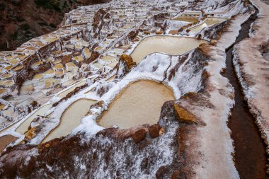 Maraş (Salineras de Maraş) tuz teraslarında Andları Cusco, Peru, kutsal vadi bölgesinin içinde. Cusco bölgesinde ana turistik.