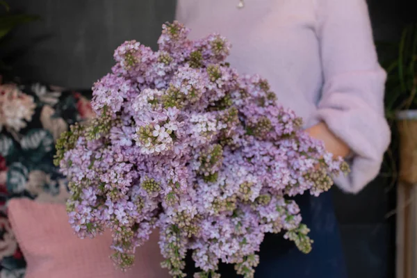 花花束在花店婚礼沙龙 — 图库照片