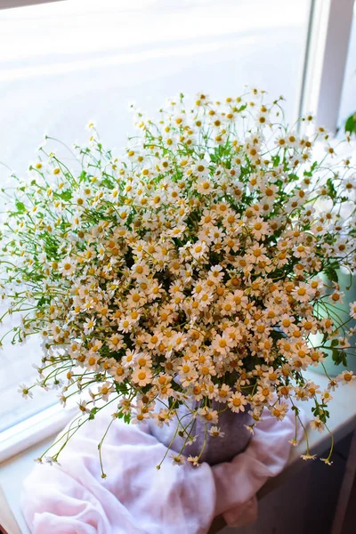 花花束在花店婚礼沙龙 — 图库照片