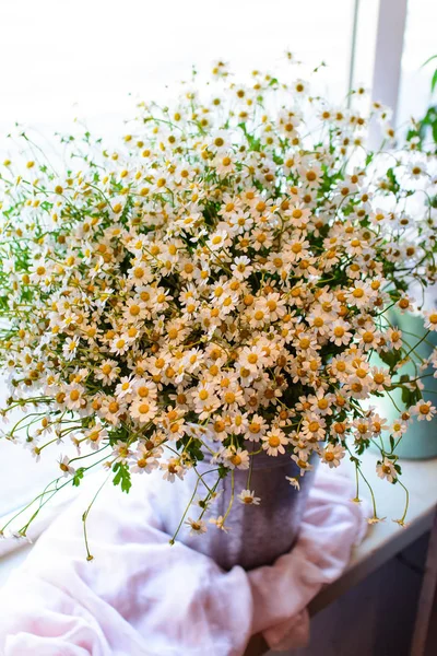 花花束在花店婚礼沙龙 — 图库照片