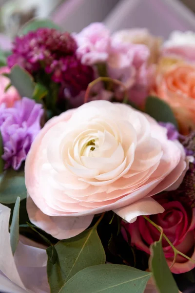 bouquet of flowers wedding salon roses anemone tulip ranunculus sunflower garden green