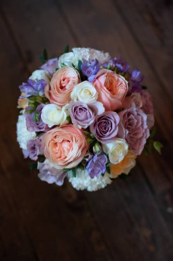 en güzel çiçekler, gelin veya damat için bir festival çiçekçilik mağazası veya düğün salonu için restoranın iç bacak çiçek muhteşem buketleri, bir gelin buketi, butanerka