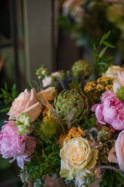 en güzel çiçekler, gelin veya damat için bir festival çiçekçilik mağazası veya düğün salonu için restoranın iç bacak çiçek muhteşem buketleri, bir gelin buketi, butanerka