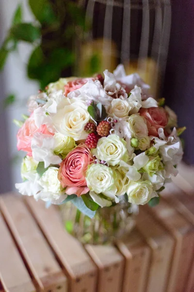 Самый Красивый Букет Цветов Анемона Розы Ranunculus Mattiola Тюльпан Эвкалипт — стоковое фото