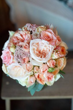 en güzel çiçekler, gelin veya damat için bir festival çiçekçilik mağazası veya düğün salonu için restoranın iç bacak çiçek muhteşem buketleri, bir gelin buketi, bütan