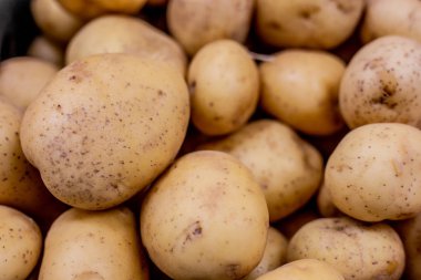 pişirme, yemek ve salata içinde koyarak için taze patates