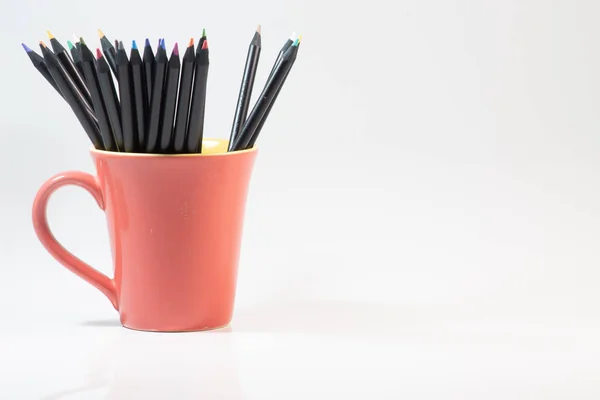 Lápices de color aislados sobre fondo blanco — Foto de Stock