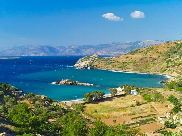 Didyma (literary means twin) beach in Chios island, Greece. Beautiful isolated stone beach with no people. — Stock Photo, Image