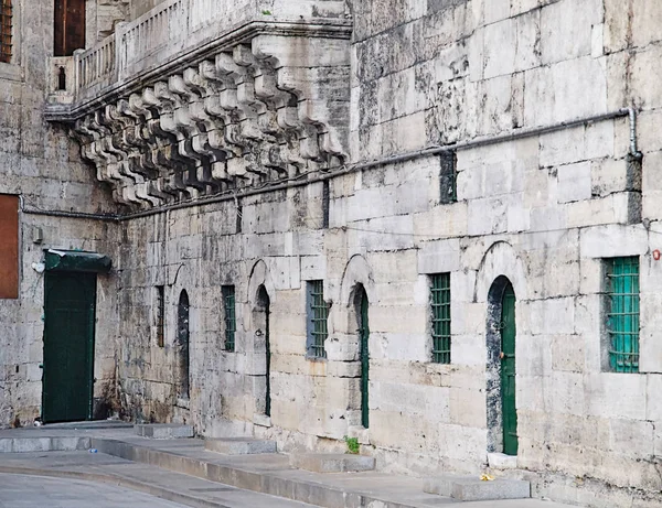 Régi Klasszikus Épület Külső Sarok Isztambul Törökország Keleti Építészet — Stock Fotó