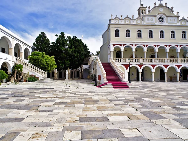 Igreja Ortodoxa Cristã Virgem Maria Ilha Tinos Grécia Céu Azul — Fotografia de Stock