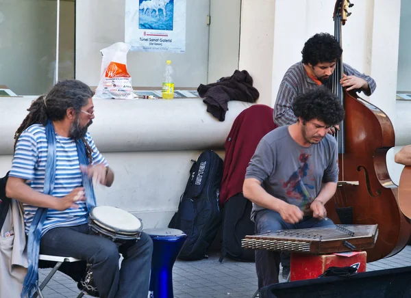 Istanbul Turkey 2010 Street Musicians Performing Istanbul — Stock Photo, Image