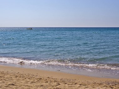 Sakız Adası'nda Komi güzel yaz kumlu plaj, Yunanistan