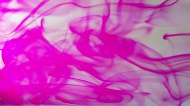 Pembe mürekkep su Içinde bir doku oluşturma