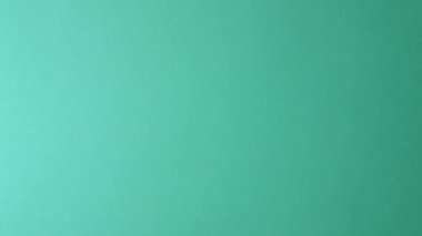 Şekiller yaratan altın fındık hareketini durdur