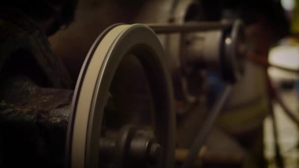 Meccanismo del compressore d'aria in garage — Video Stock