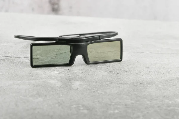3D gözlükler. Filetley. beton üzerinde. Yazmak için yer — Stok fotoğraf