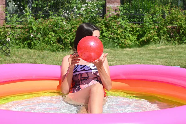 Girl Home Inflatable Pool High Quality Photo — Stock Photo, Image